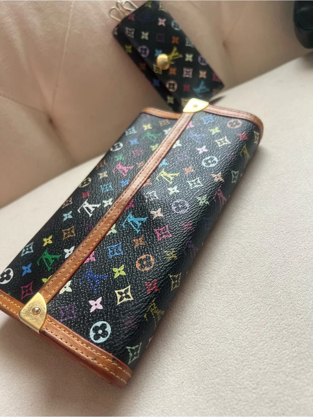 Louis Vuitton Mulicolor set wallet and keys holder